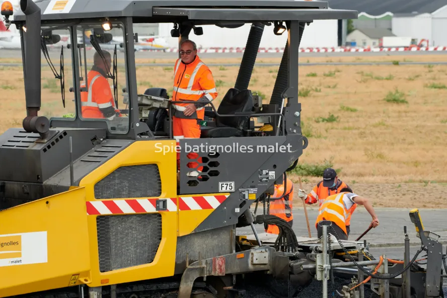 Photo SPIE BATIGNOLLES / MALET - Piste et tarmac