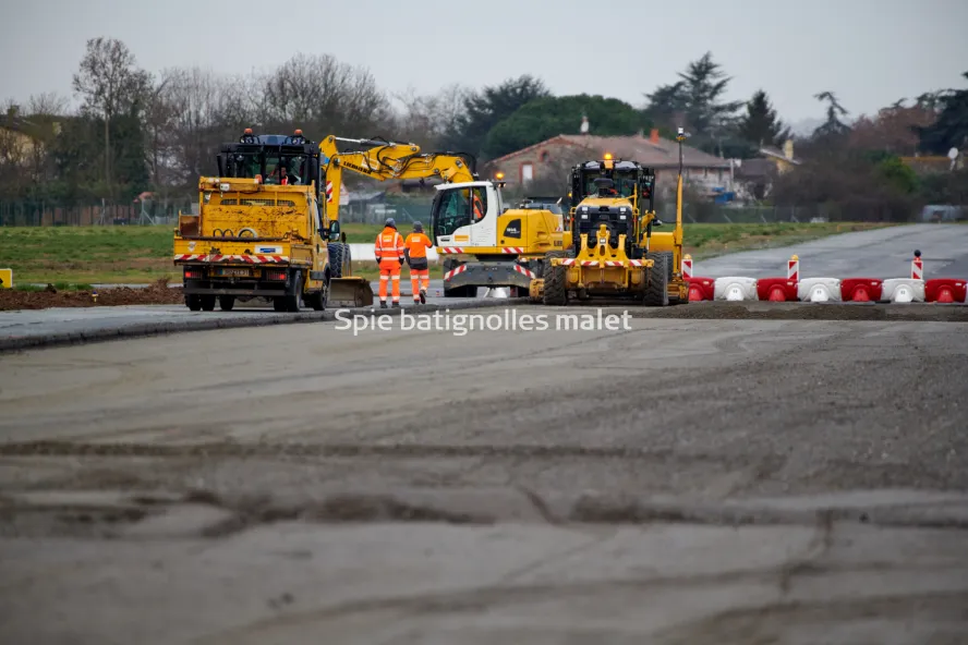 Photo SPIE BATIGNOLLES / MALET - Piste et tarmac
