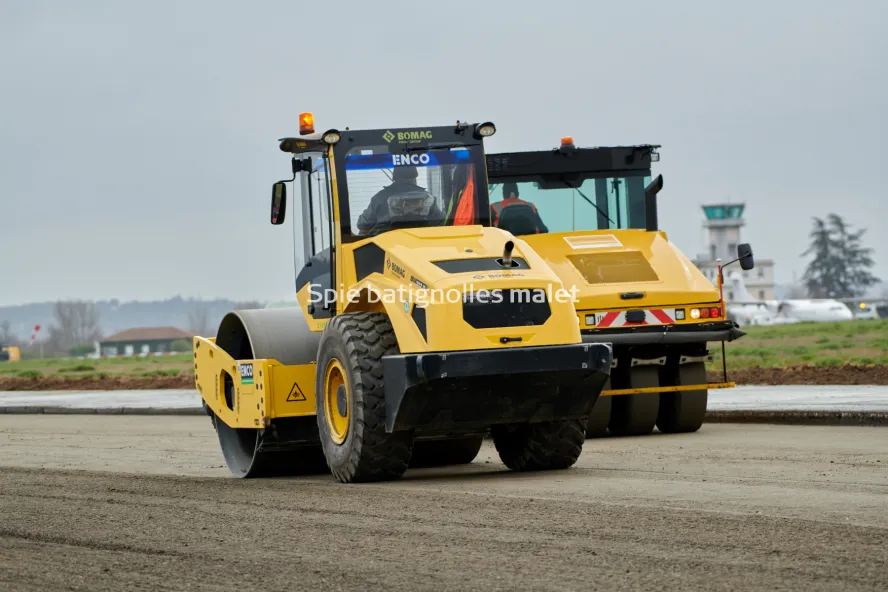 Photo SPIE BATIGNOLLES / MALET - Piste et tarmac