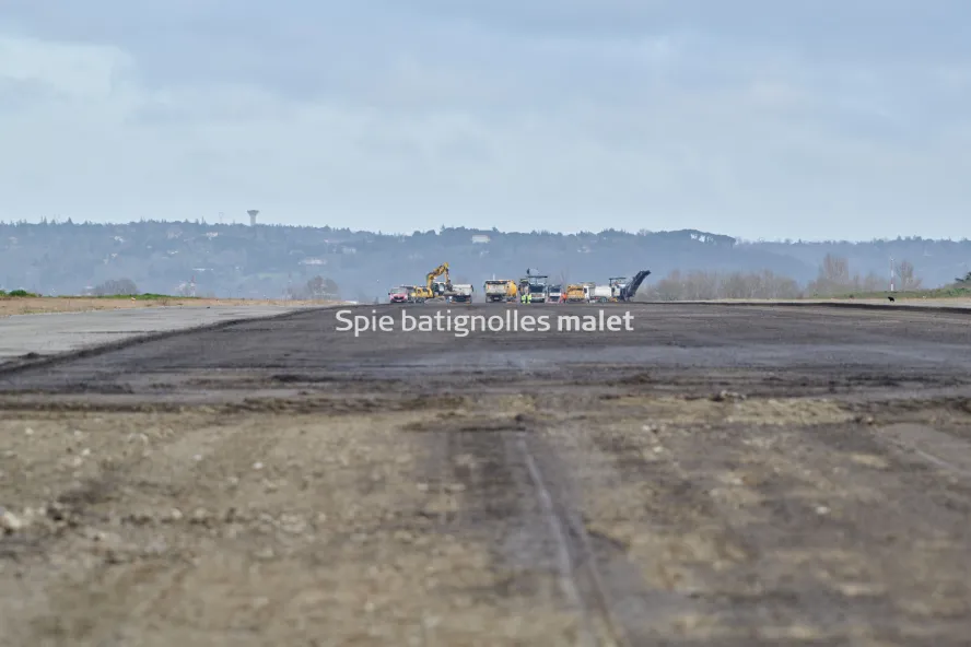 Photo SPIE BATIGNOLLES / MALET - Piste et tarmac