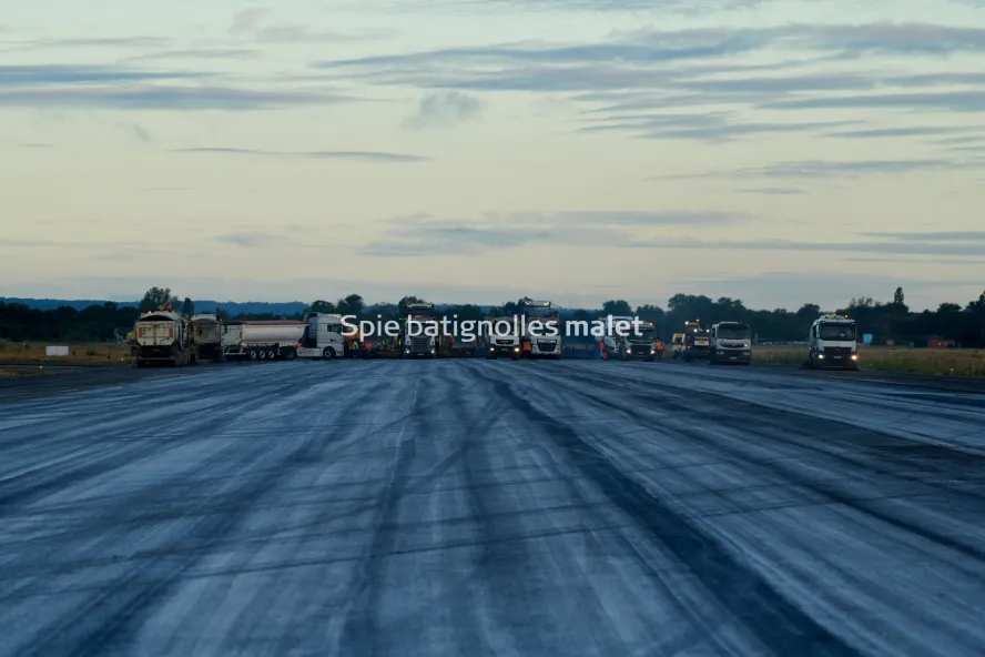 Photo SPIE BATIGNOLLES / MALET - Piste et tarmac