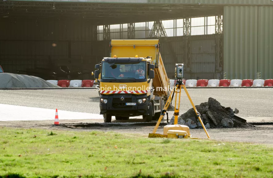 Photo SPIE BATIGNOLLES / MALET - Piste et tarmac