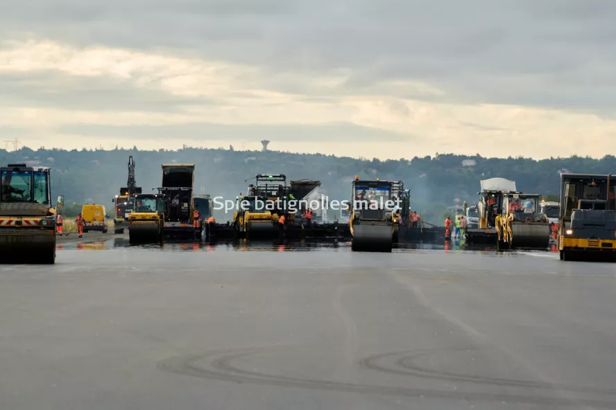 Photo SPIE BATIGNOLLES / MALET - Piste et tarmac