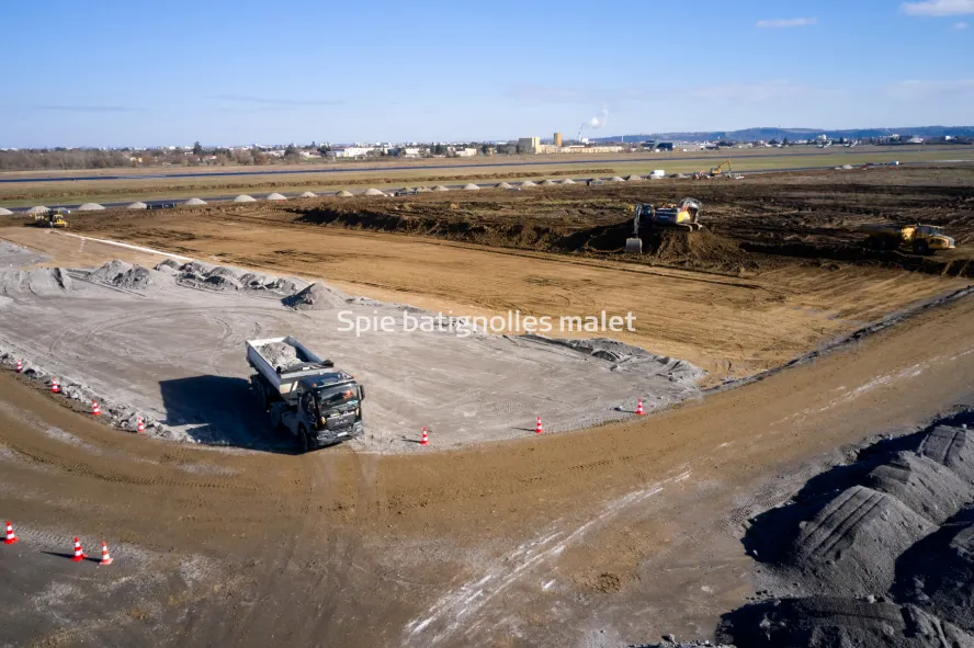 Photo SPIE BATIGNOLLES / MALET - FRANCAZAL