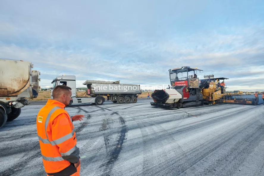 Photo SPIE BATIGNOLLES / MALET - Piste et tarmac