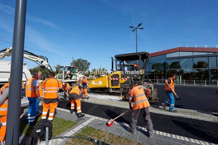 Photo SPIE BATIGNOLLES / MALET - Enrobes et finition Lidl