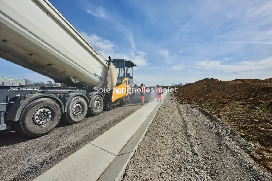 Photo SPIE BATIGNOLLES / MALET - Bitume échangeur IN JACCA