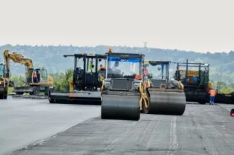 Photo SPIE BATIGNOLLES / MALET - Piste et tarmac