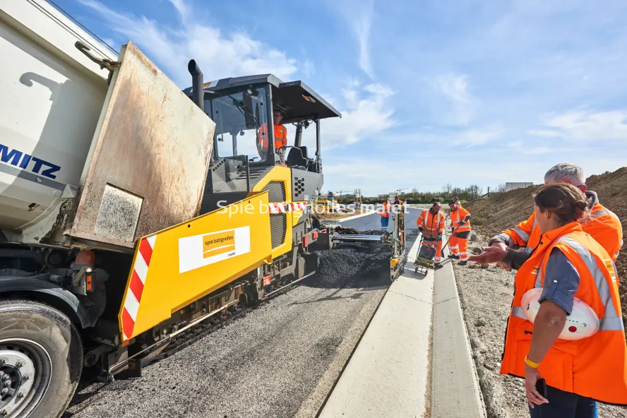 Photo SPIE BATIGNOLLES / MALET - Bitume échangeur IN JACCA