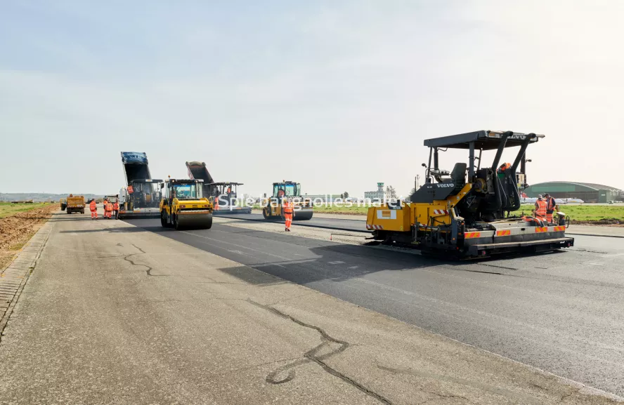 Photo SPIE BATIGNOLLES / MALET - Piste et tarmac