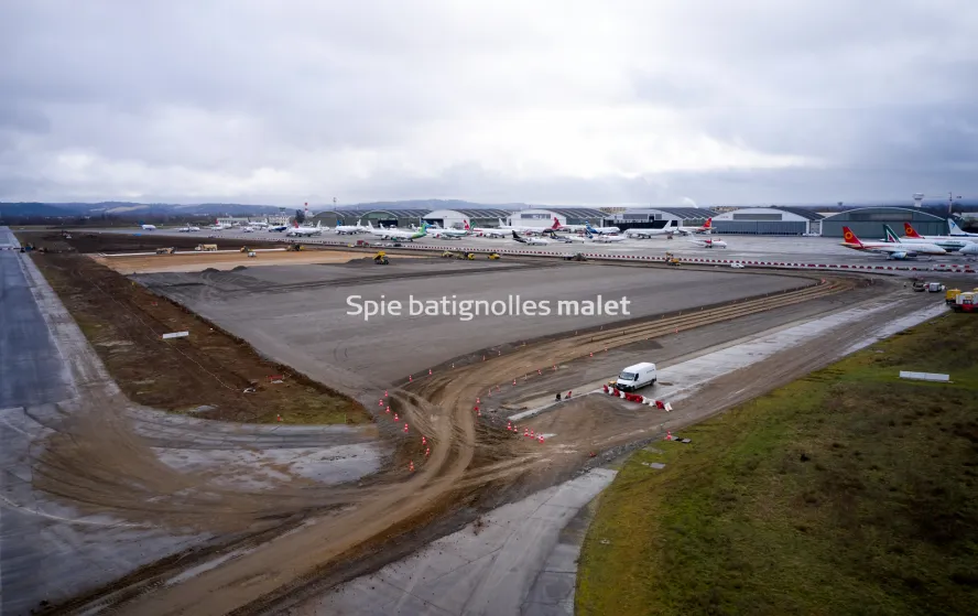 Photo SPIE BATIGNOLLES / MALET - FRANCAZAL