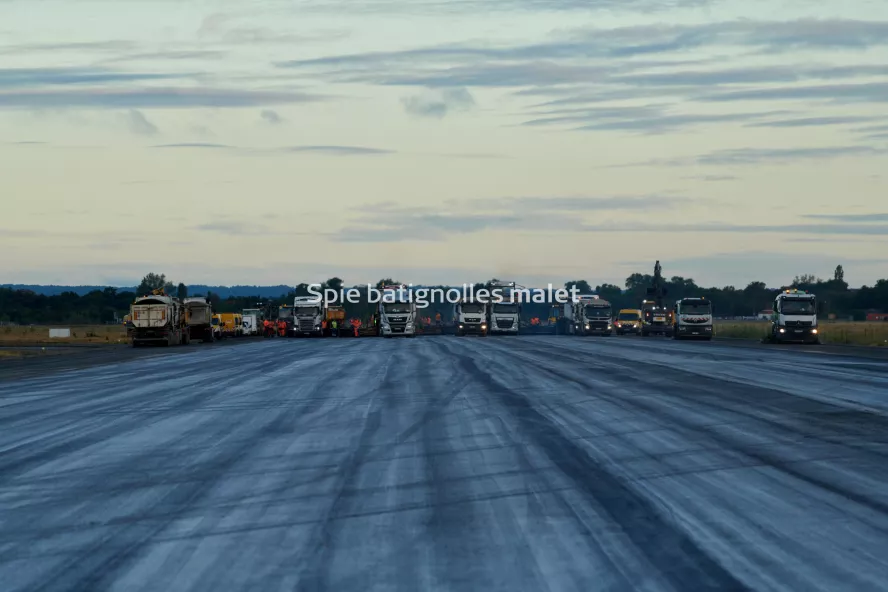 Photo SPIE BATIGNOLLES / MALET - Piste et tarmac