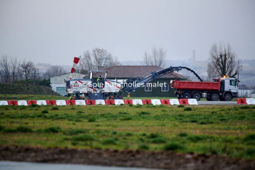 Photo SPIE BATIGNOLLES / MALET - Piste et tarmac