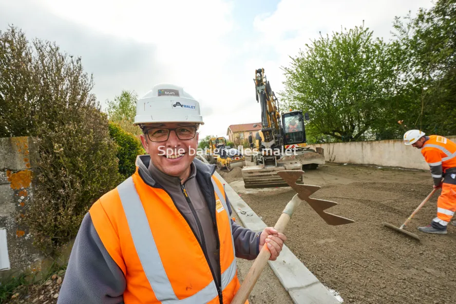 Photo SPIE BATIGNOLLES / MALET - Travaux pres LINEO5