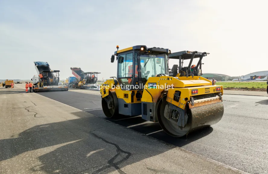 Photo SPIE BATIGNOLLES / MALET - Piste et tarmac