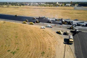 Photo SPIE BATIGNOLLES / MALET - Piste et tarmac