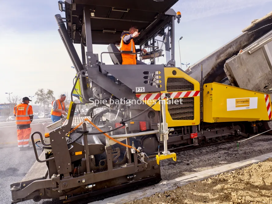 Photo SPIE BATIGNOLLES / MALET - Bitume échangeur IN JACCA