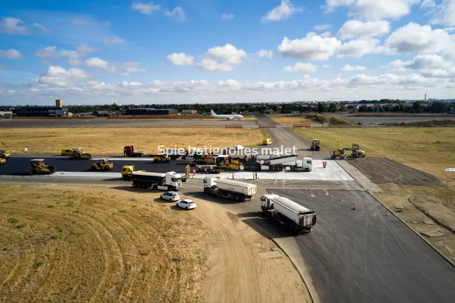 Photo SPIE BATIGNOLLES / MALET - Piste et tarmac