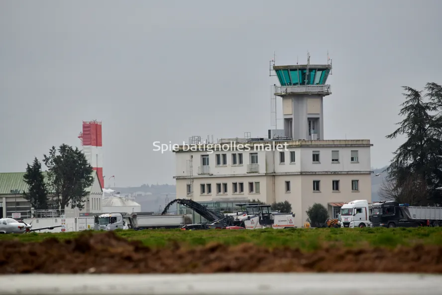 Photo SPIE BATIGNOLLES / MALET - Piste et tarmac