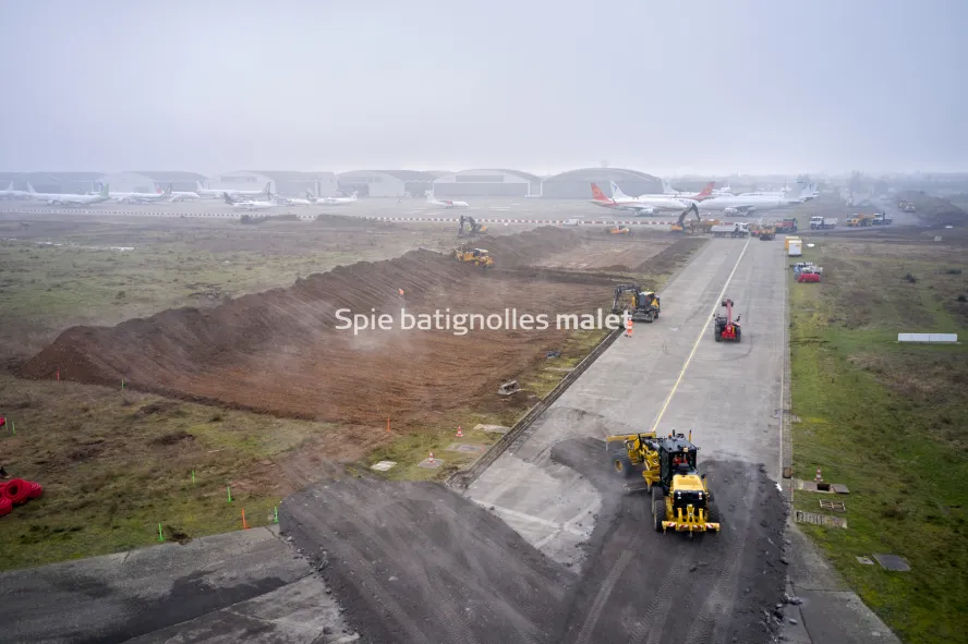 Photo SPIE BATIGNOLLES / MALET - FRANCAZAL