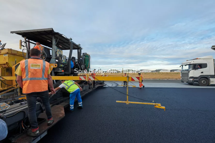 Photo SPIE BATIGNOLLES / MALET - Piste et tarmac