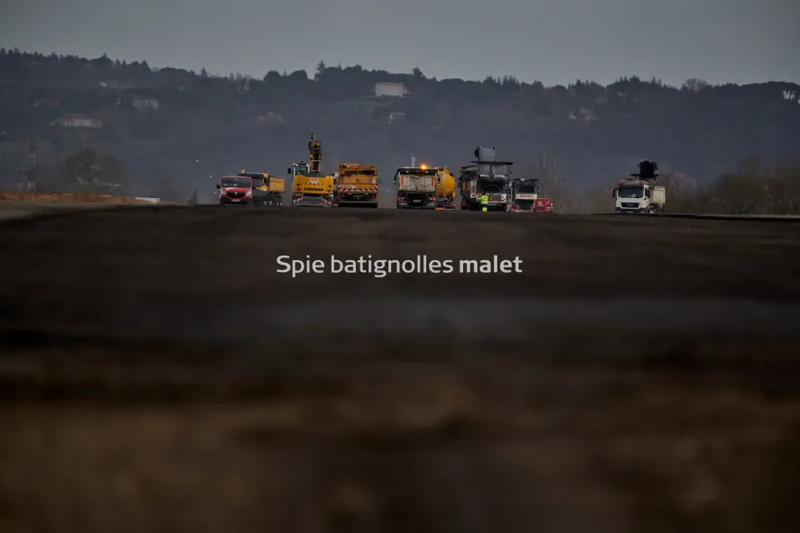 Photo SPIE BATIGNOLLES / MALET - Piste et tarmac