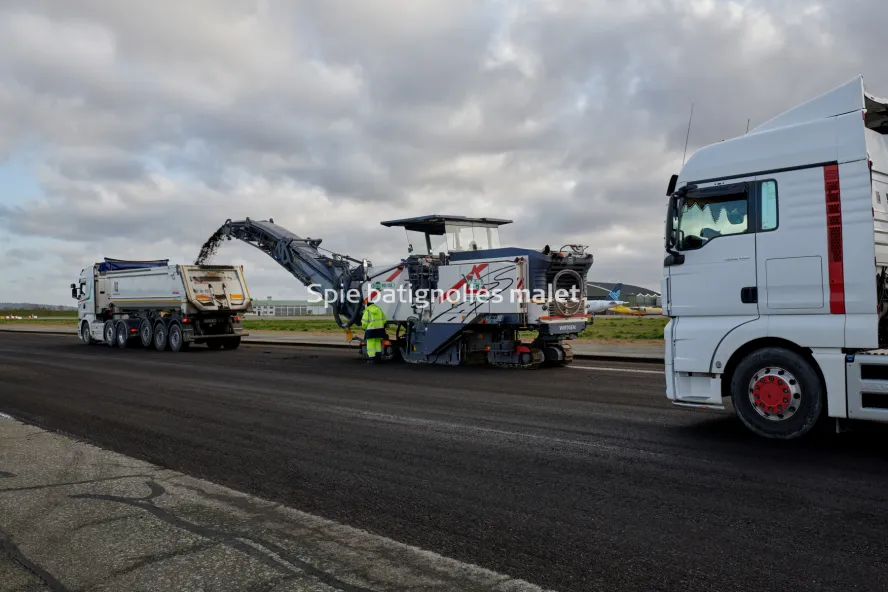 Photo SPIE BATIGNOLLES / MALET - Piste et tarmac