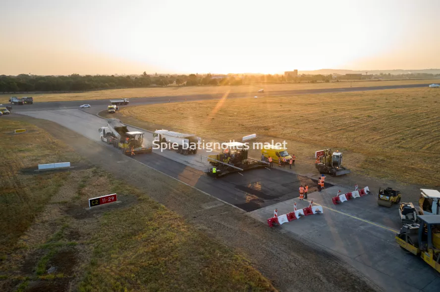 Photo SPIE BATIGNOLLES / MALET - Piste et tarmac