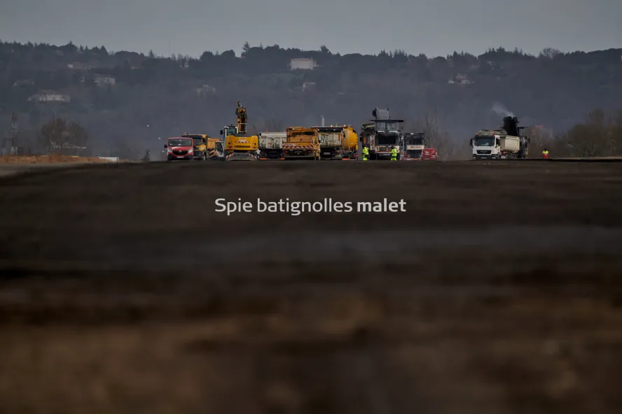 Photo SPIE BATIGNOLLES / MALET - Piste et tarmac