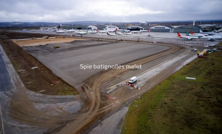 Photo SPIE BATIGNOLLES / MALET - FRANCAZAL