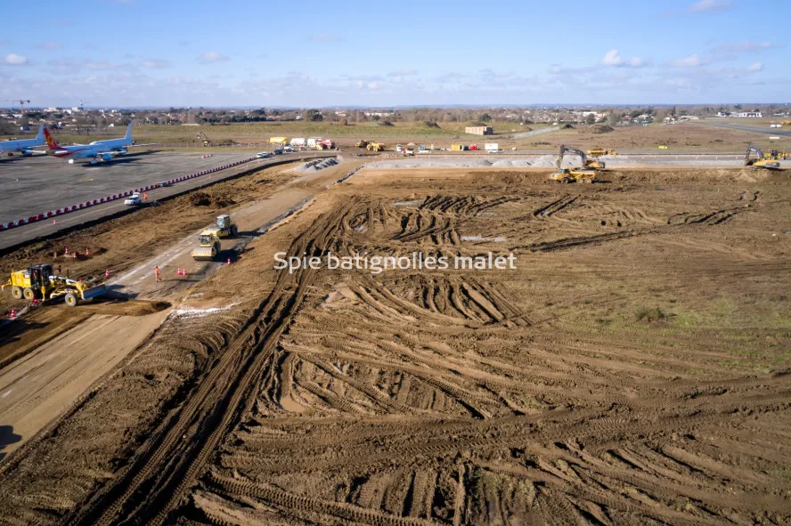 Photo SPIE BATIGNOLLES / MALET - FRANCAZAL